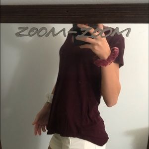 American Eagle Maroon T-Shirt XS, used.